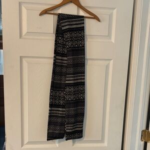 Black & White Geometric Pattern Narrow Scarf Head Wrap Soft Fabric